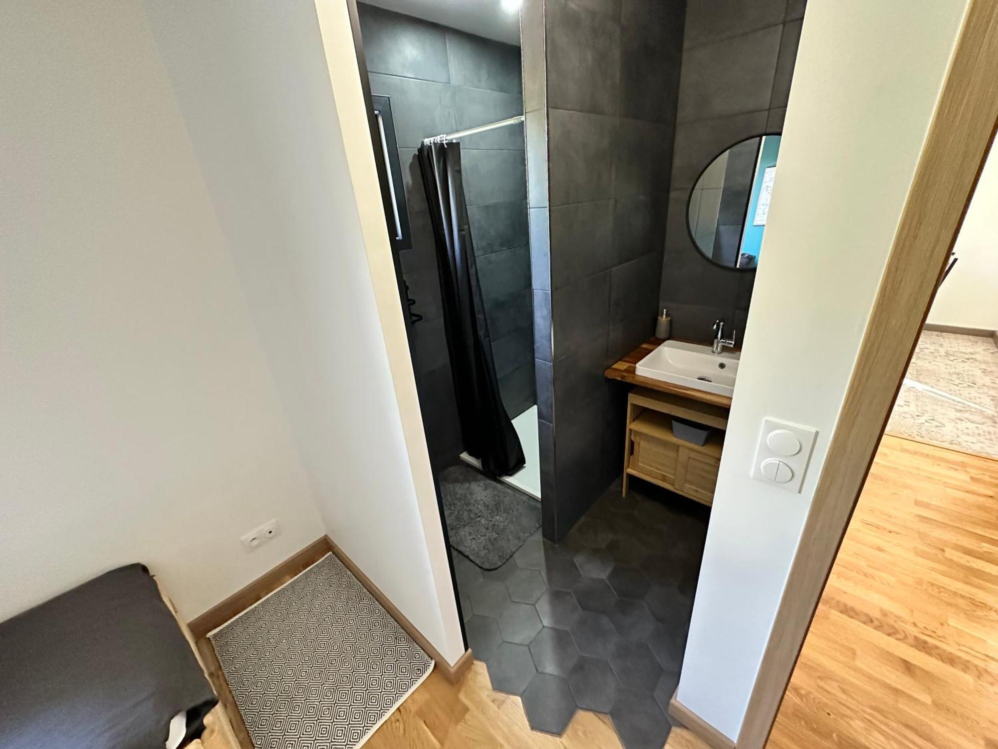 Le Gond-Pontouvre Chambre Privee Au Calme - Proche Gare - Parking Gratuit מראה חיצוני תמונה